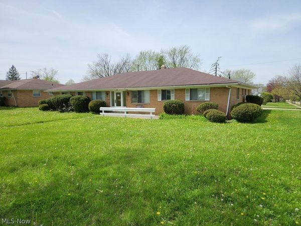 419 Center Road, Bedford, OH 44146