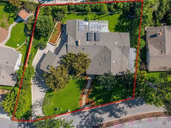 3030 San Juan Dr, Fullerton, CA 92835