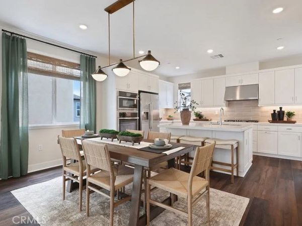 27461 N Limber Pine Place, Valencia, CA 91381