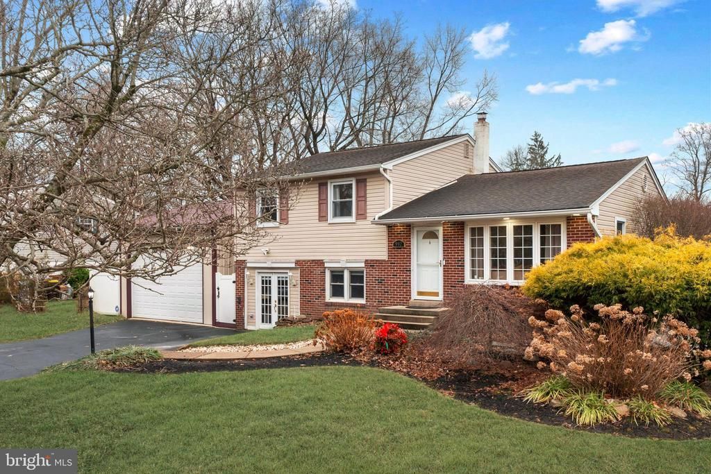 992 Jamison Street, Warwick, PA 18974 Main Photo