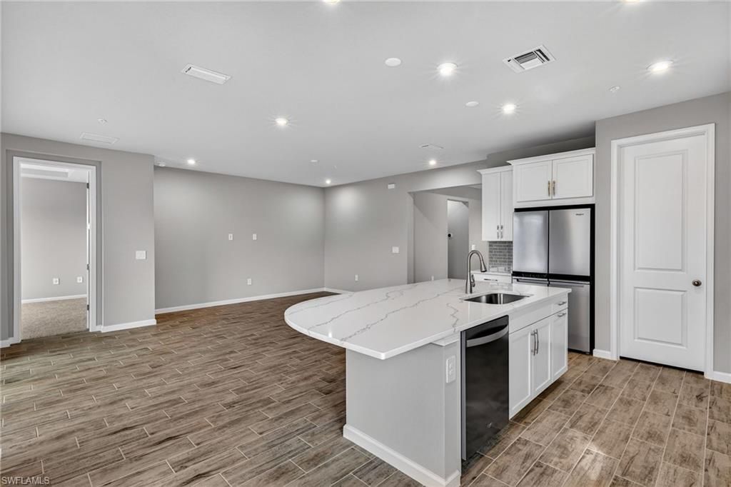 4646 Arboretum Cir, Unit 201, Naples, FL 34112 Photo