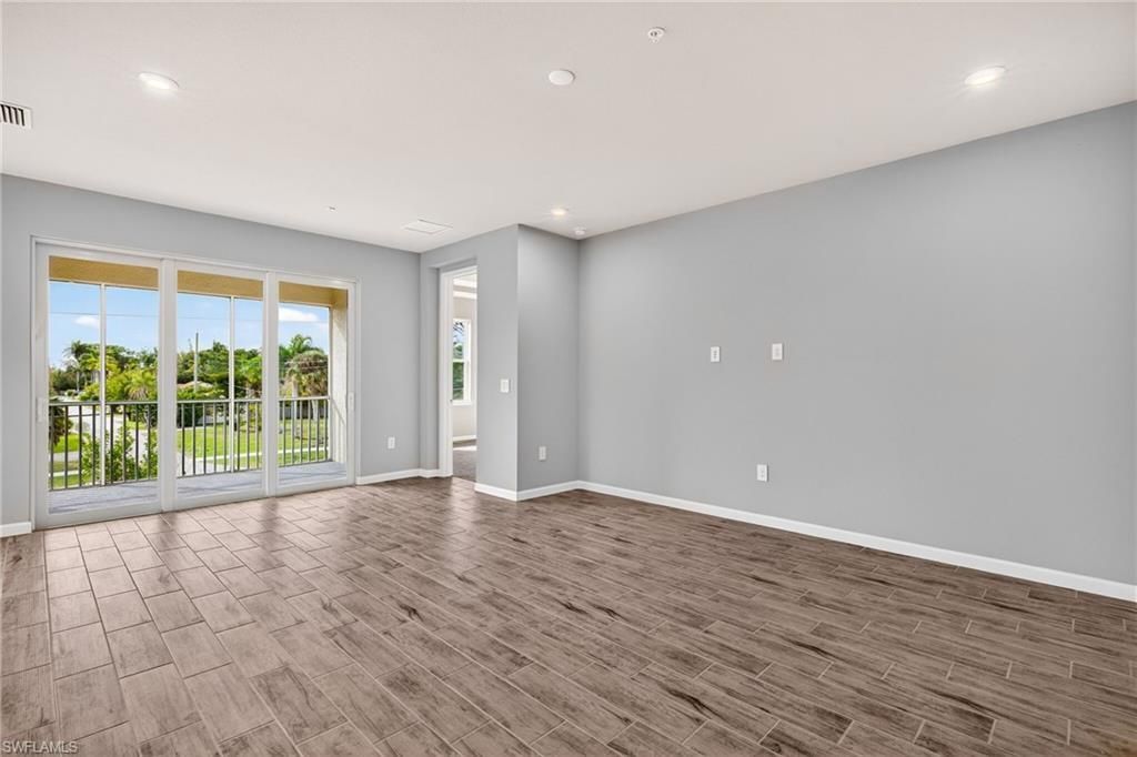 4646 Arboretum Cir, Unit 201, Naples, FL 34112 Photo