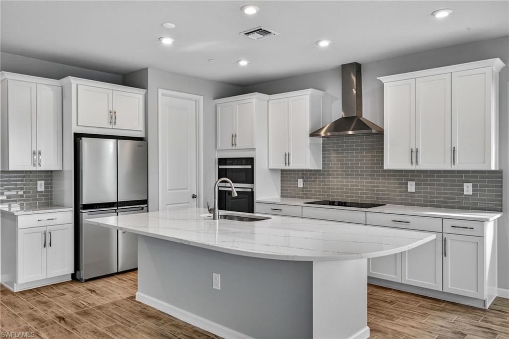 4646 Arboretum Cir, Unit 201, Naples, FL 34112 Photo