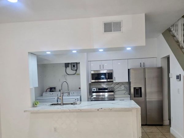 18338 NW 68th Avenue, Unit B, Hialeah, FL 33015