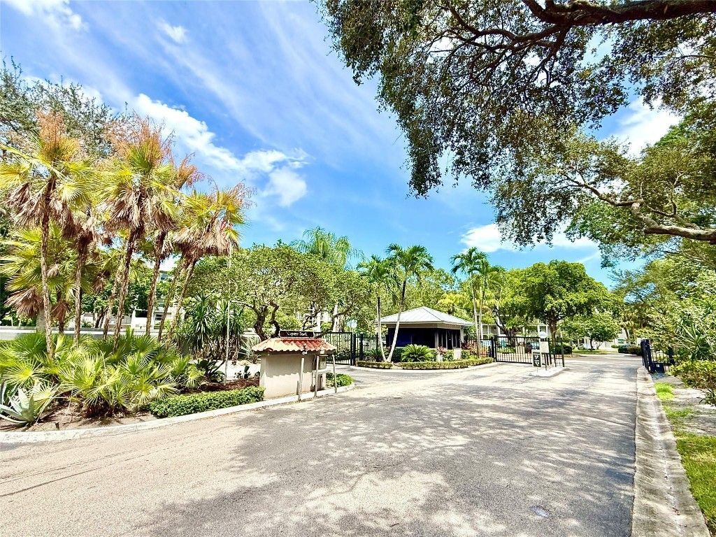 4145 Cypress Reach Court, Unit 505, Pompano Beach, FL 33069 Photo