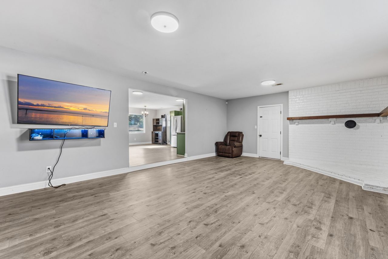 1260 Ridge Road Photo 15