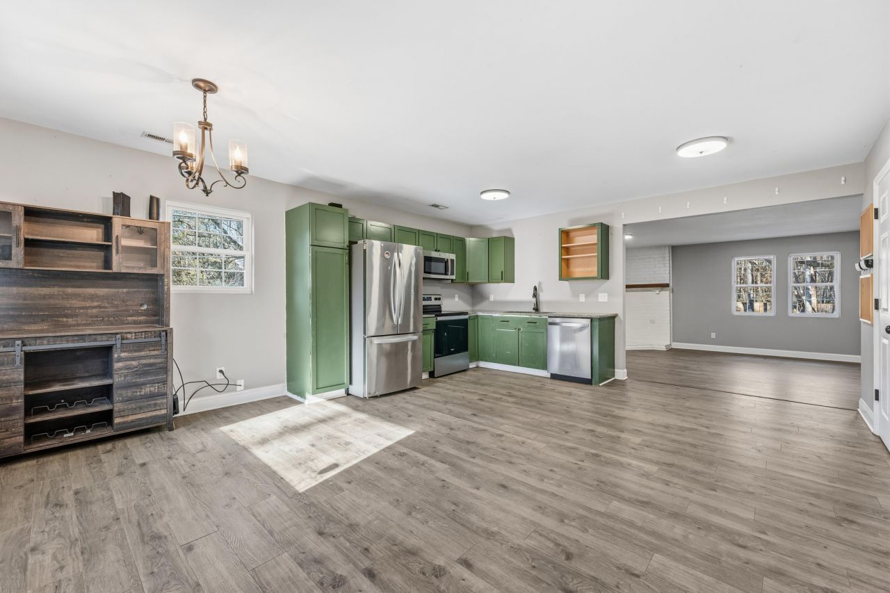 1260 Ridge Road Photo 9