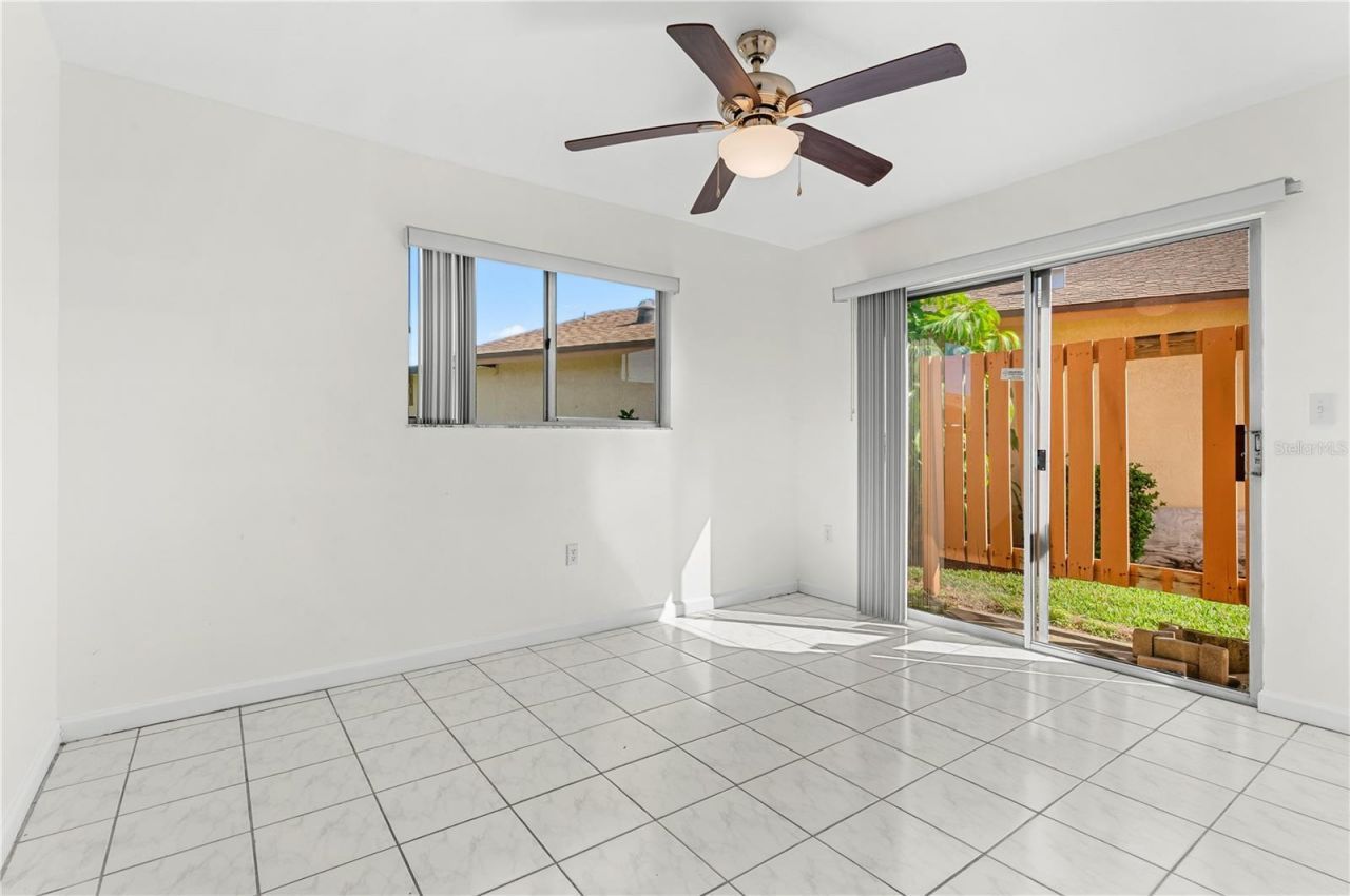 6479 Royal Woods Drive, Fort Myers, FL 33908 Photo
