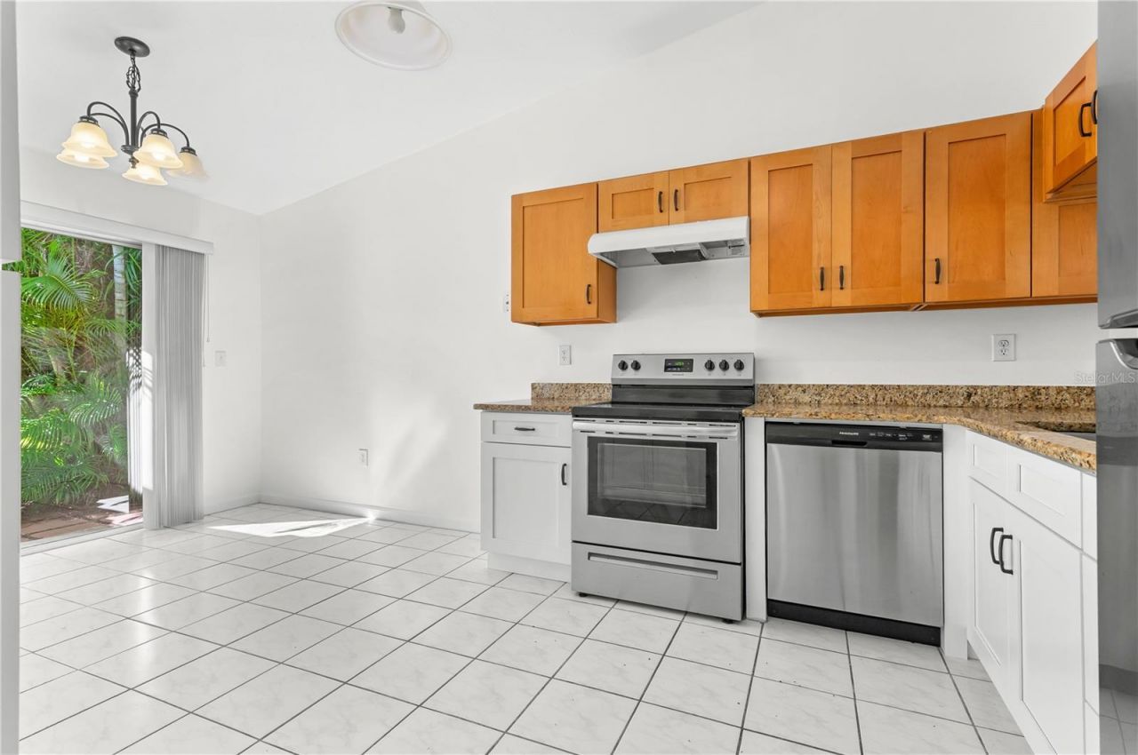6479 Royal Woods Drive, Fort Myers, FL 33908 Photo