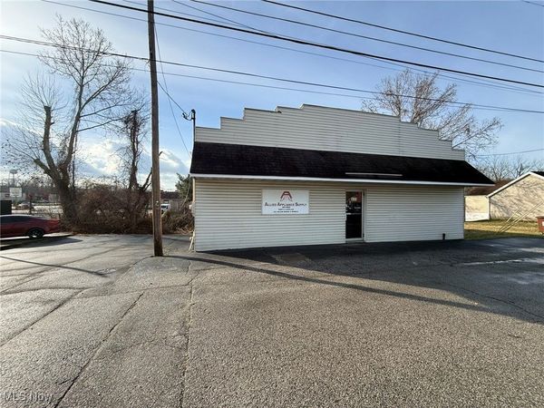 1900 8th Avenue, Parkersburg, WV 26101