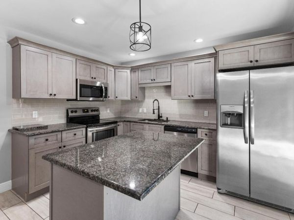 2302 SE Round Table Drive, Unit B, Port Saint Lucie, FL 34952