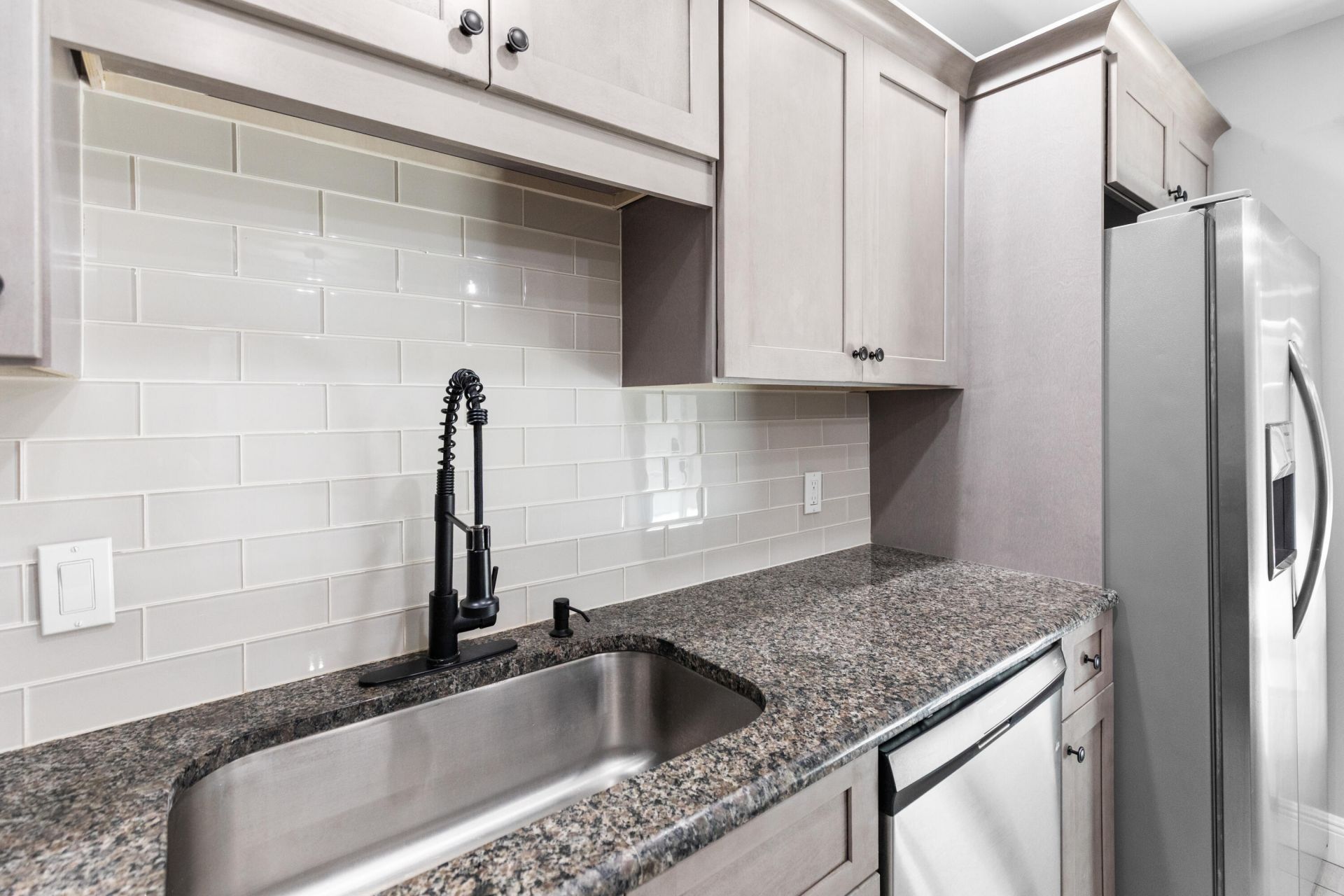 2302 SE Round Table Drive, Unit B, Port Saint Lucie, FL 34952 Photo