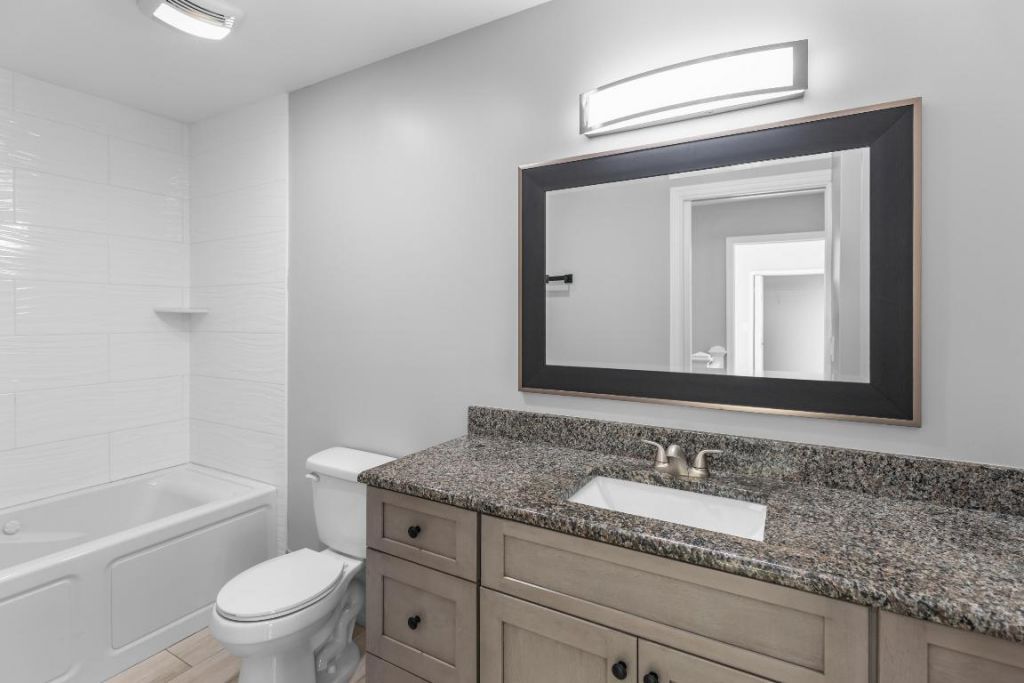 2302 SE Round Table Drive, Unit B, Port Saint Lucie, FL 34952 Photo