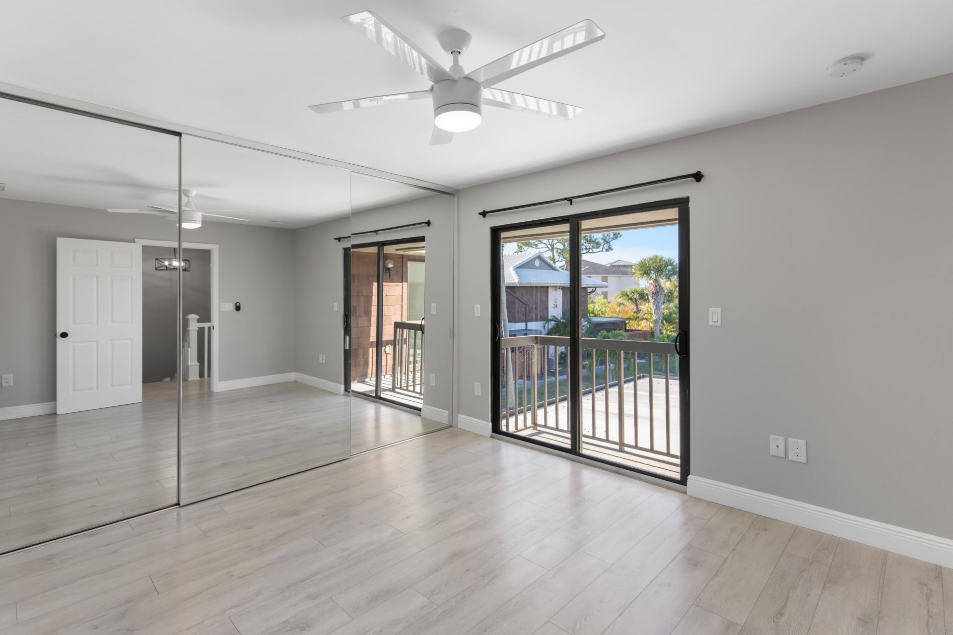 2302 SE Round Table Drive, Unit B, Port Saint Lucie, FL 34952 Photo