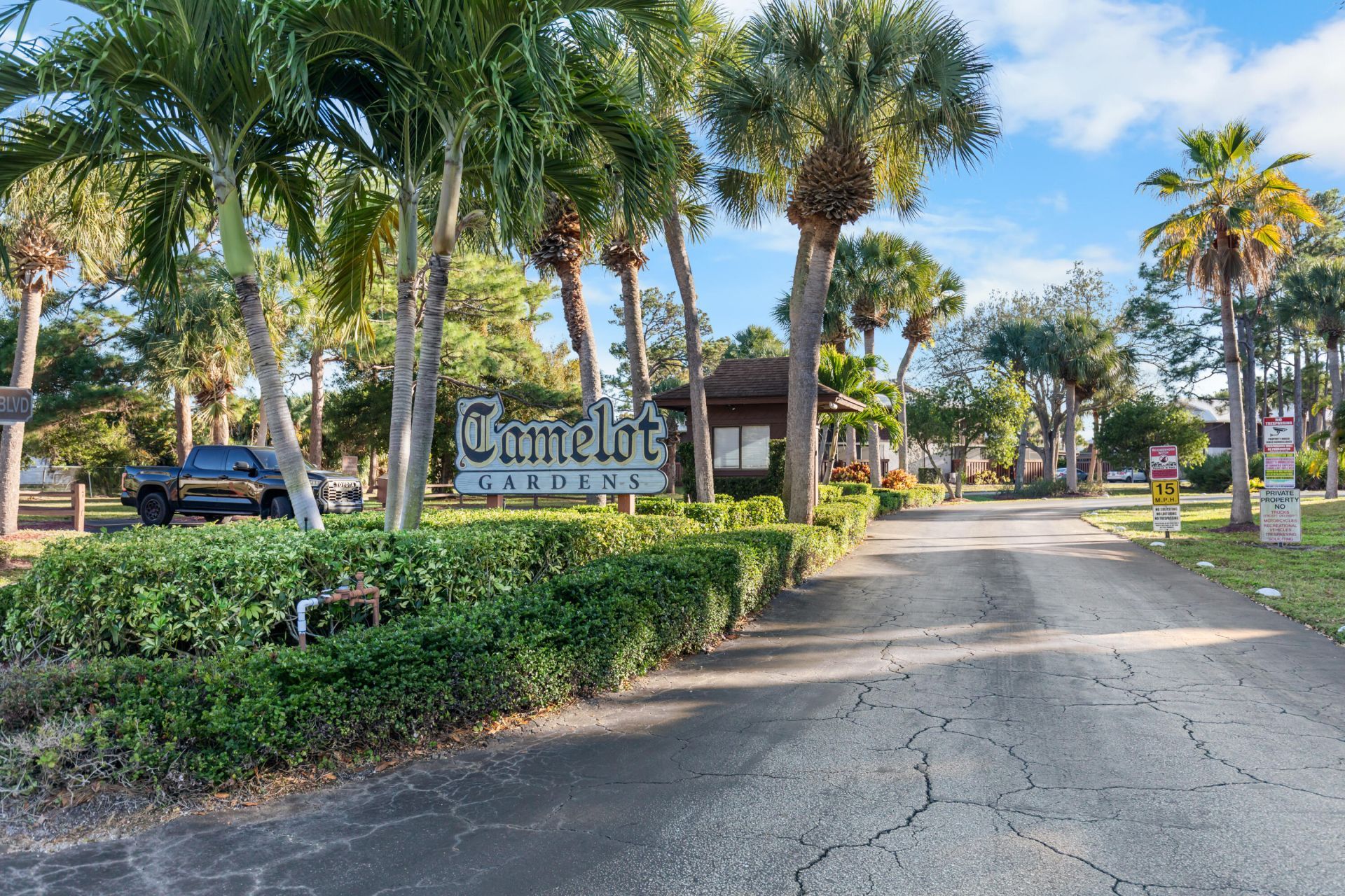 2302 SE Round Table Drive, Unit B, Port Saint Lucie, FL 34952 Photo