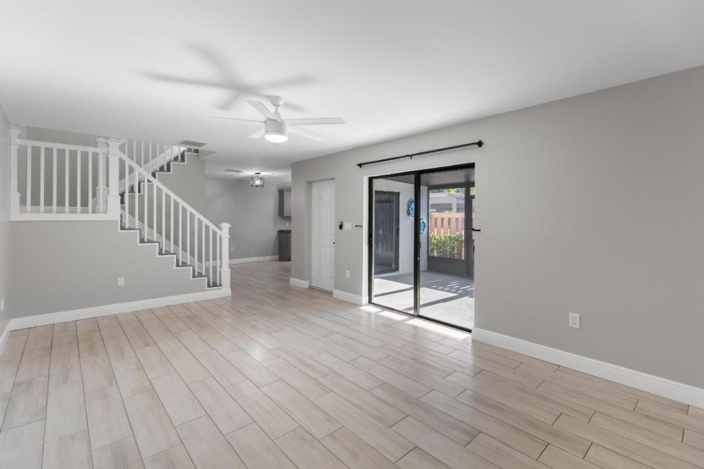 2302 SE Round Table Drive, Unit B, Port Saint Lucie, FL 34952 Photo