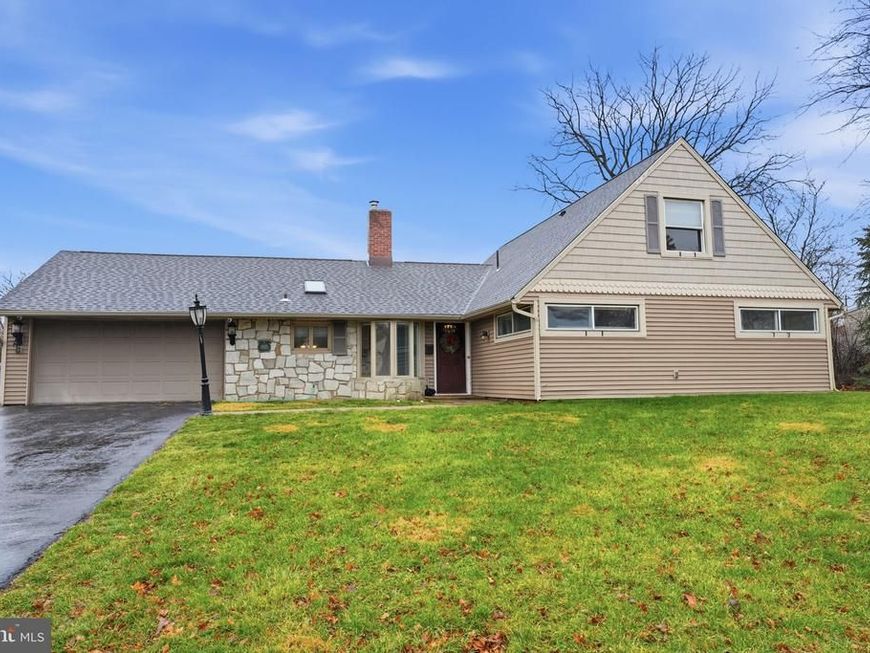 80 Silverspruce Road, Levittown, PA 19056 Main Photo