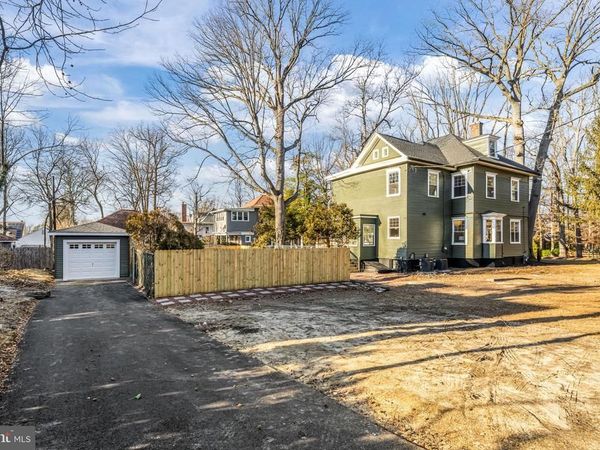 804 MAIN STREET, RIVERTON, NJ 08077