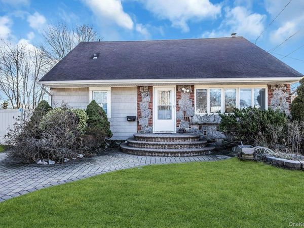 2864 Wilson Avenue, Bellmore, NY 11710