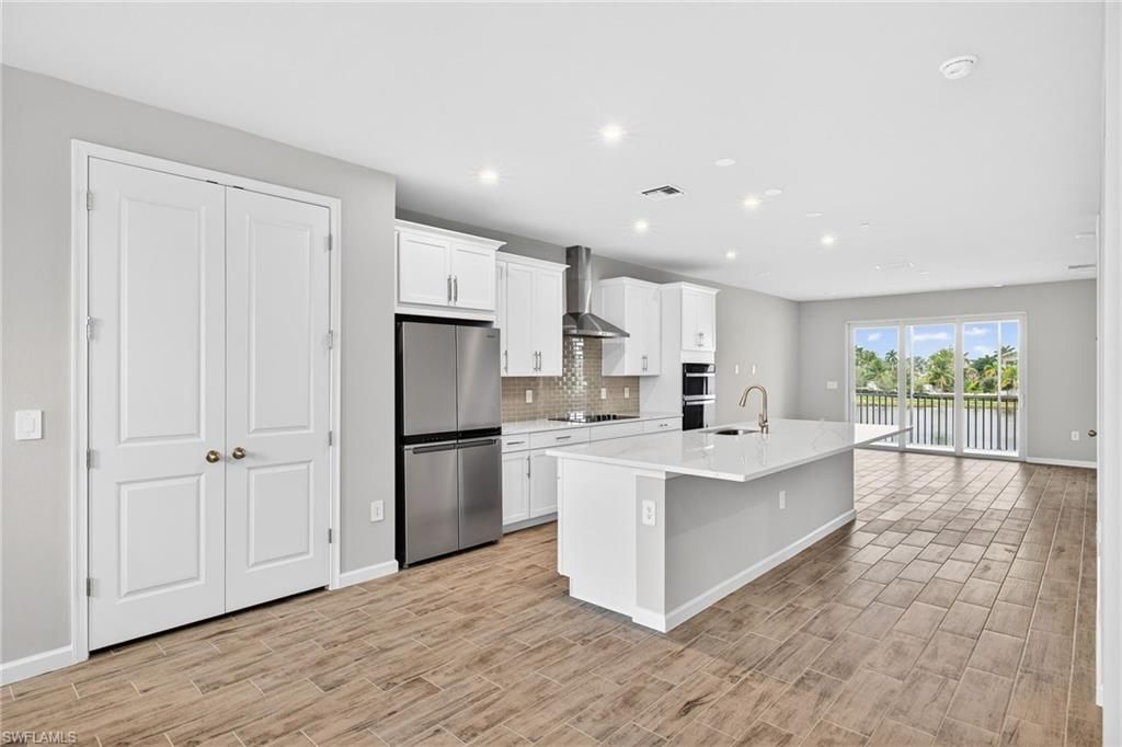4596 Arboretum Cir, Unit 202, Naples, FL 34112 Photo