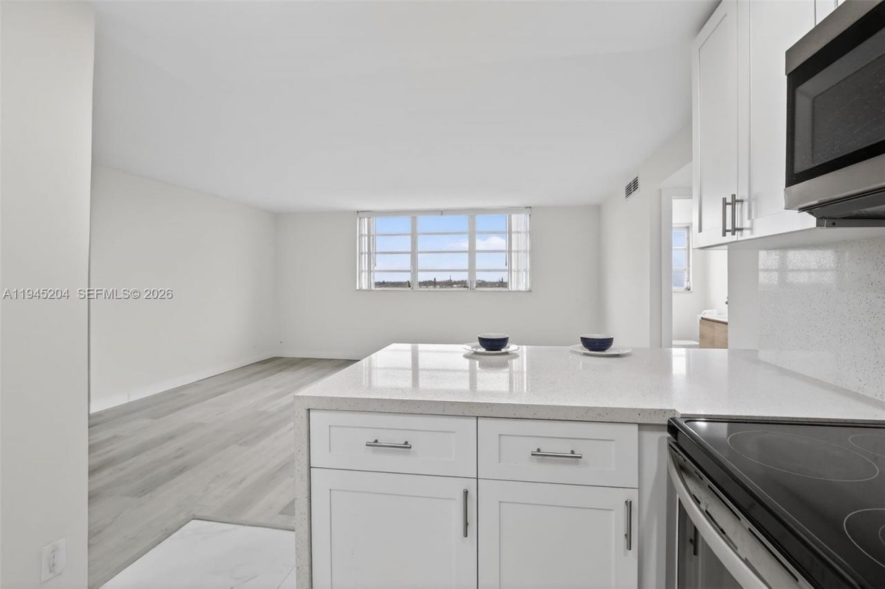 1811 Jefferson St, Unit 808, Hollywood, FL 33020 Photo