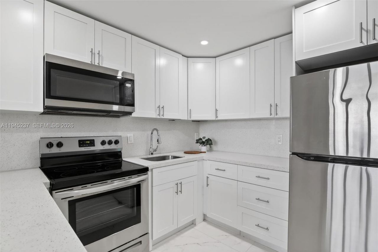 1811 Jefferson St, Unit 808, Hollywood, FL 33020 Photo