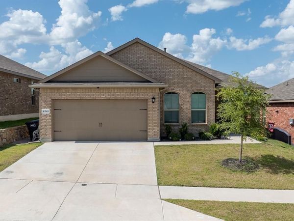 9712 Cherryville Road, Fort Worth, TX 76108