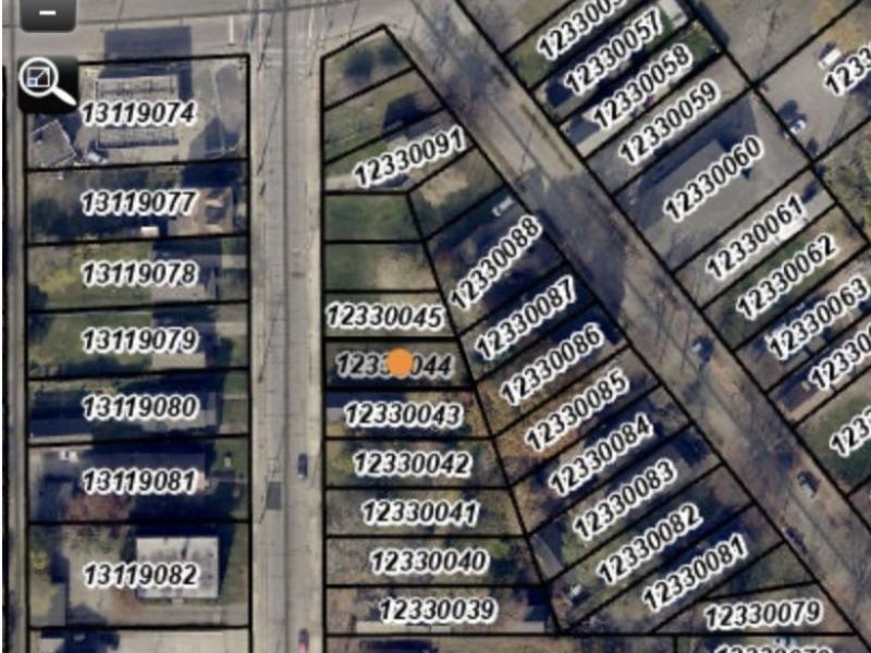 E 49 Street, Cleveland, OH 44127 Photo 1