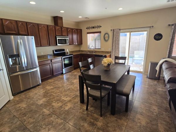 8789 W PERSHING Avenue, Peoria, AZ 85381