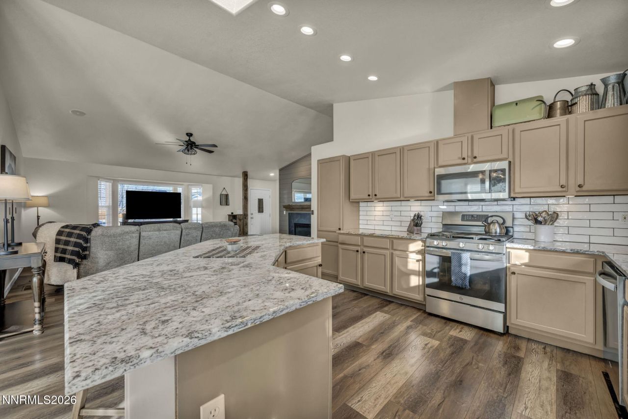 952 Red Falcon Way, Spanish Springs, NV 89441 Photo