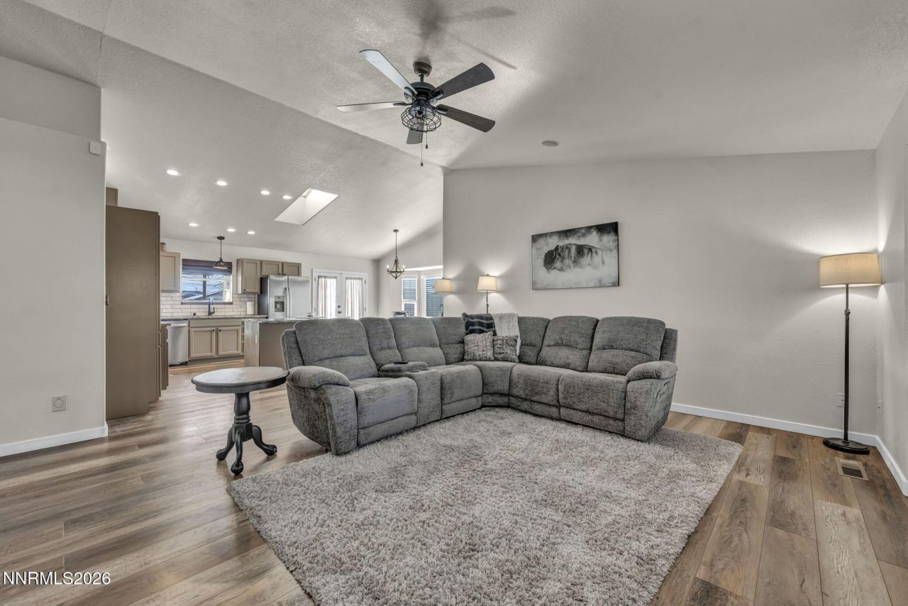 952 Red Falcon Way, Spanish Springs, NV 89441 Photo