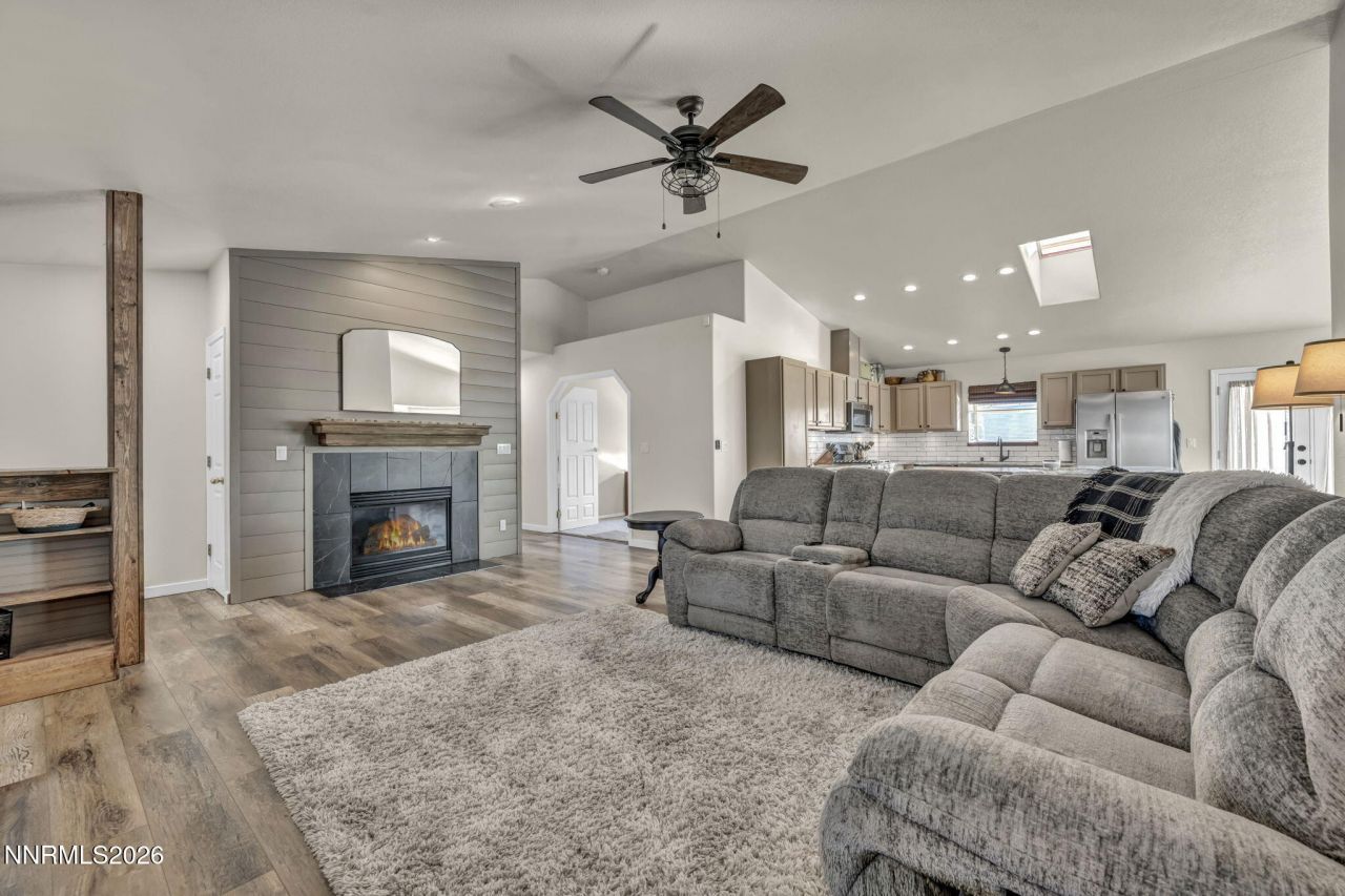 952 Red Falcon Way, Spanish Springs, NV 89441 Photo