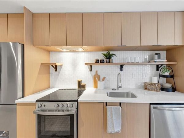 1805 HARVARD Avenue, Unit 306, College Park, GA 30337