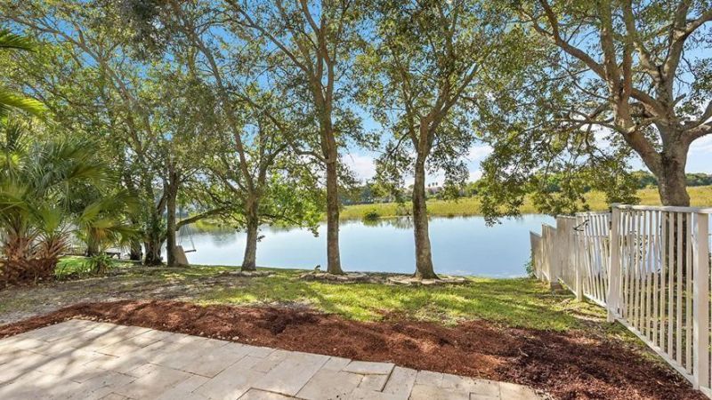 518 NW 130th Way, Pembroke Pines, FL 33028 Photo