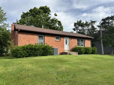 3369 Holwyn Road, Lexington, KY 40503