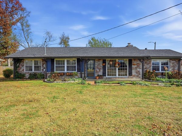181 Clearview Cir, Hendersonville, TN 37075