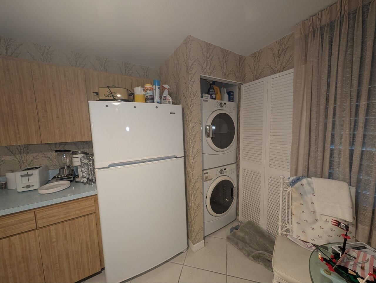 345 Springdale Drive, Bradenton, FL 34210 Photo