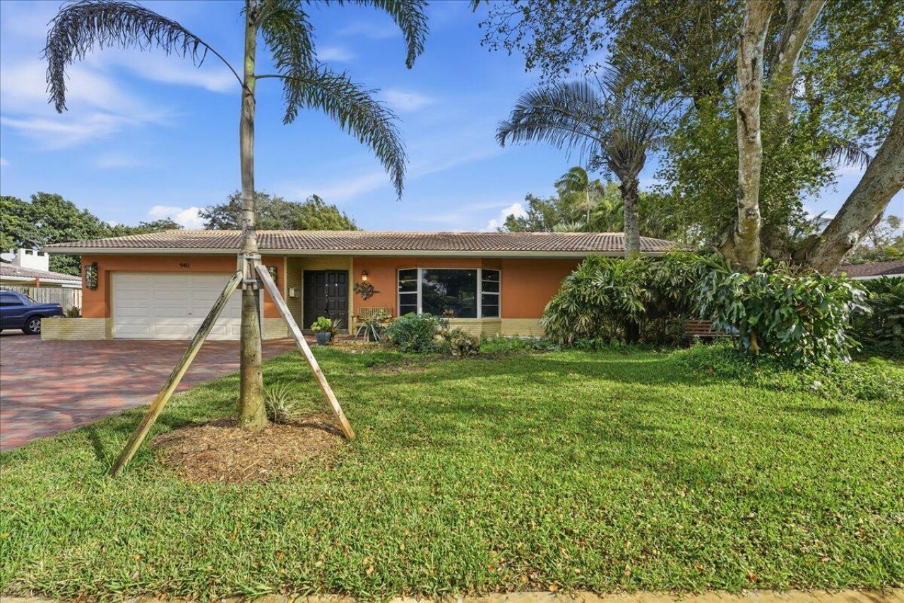 940 SW 69th Avenue, Plantation, FL 33317 Photo