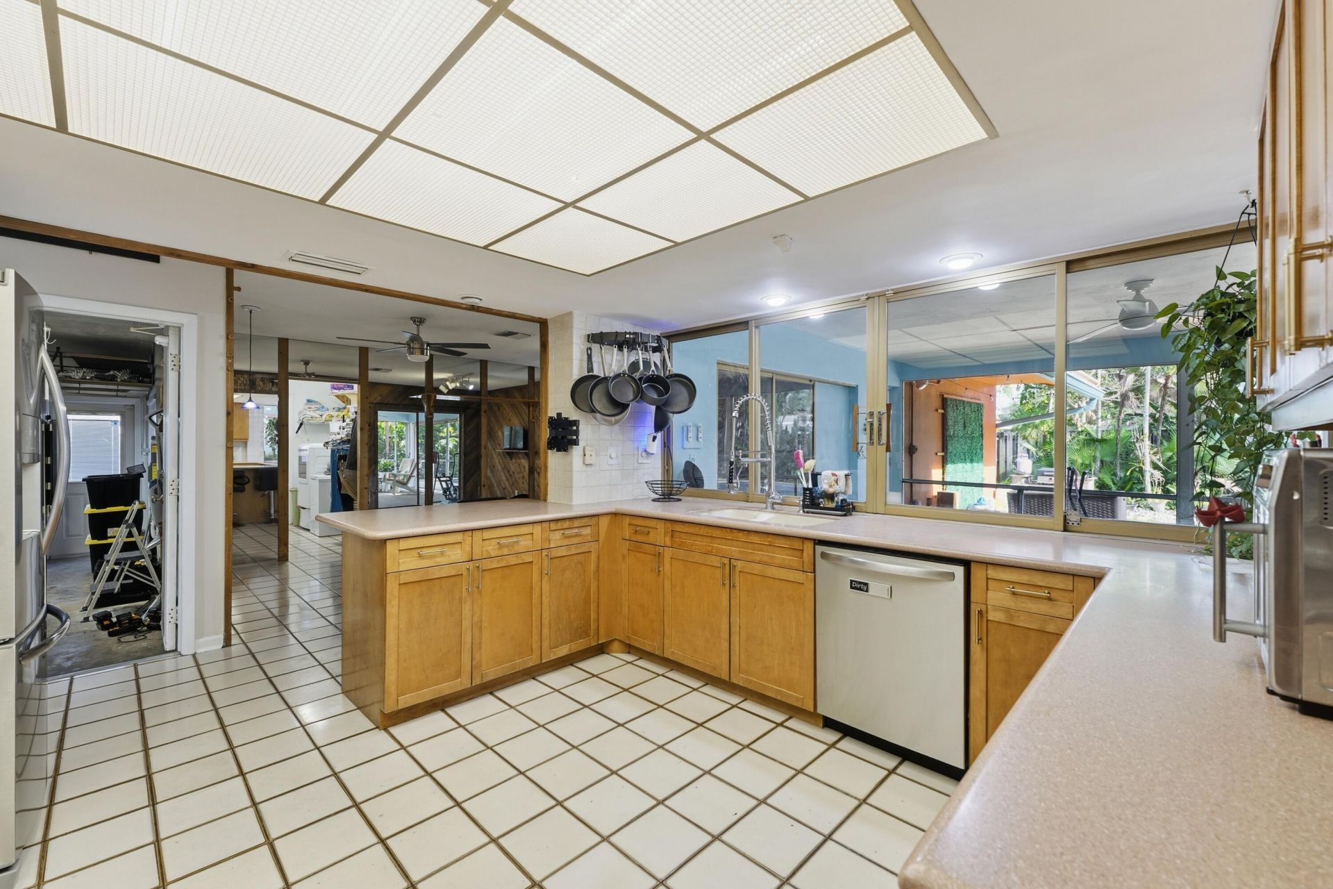 940 SW 69th Avenue, Plantation, FL 33317 Photo