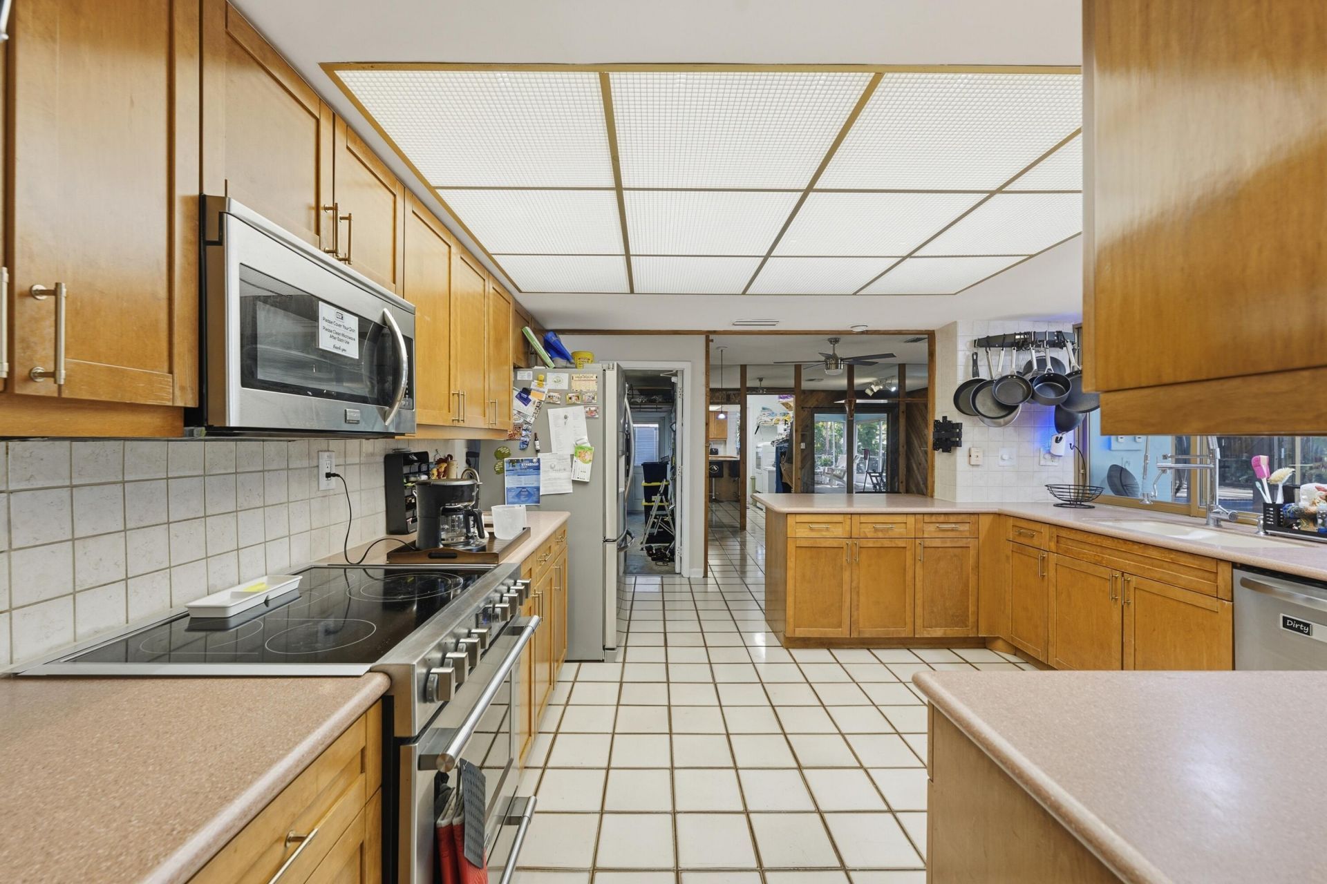 940 SW 69th Avenue, Plantation, FL 33317 Photo