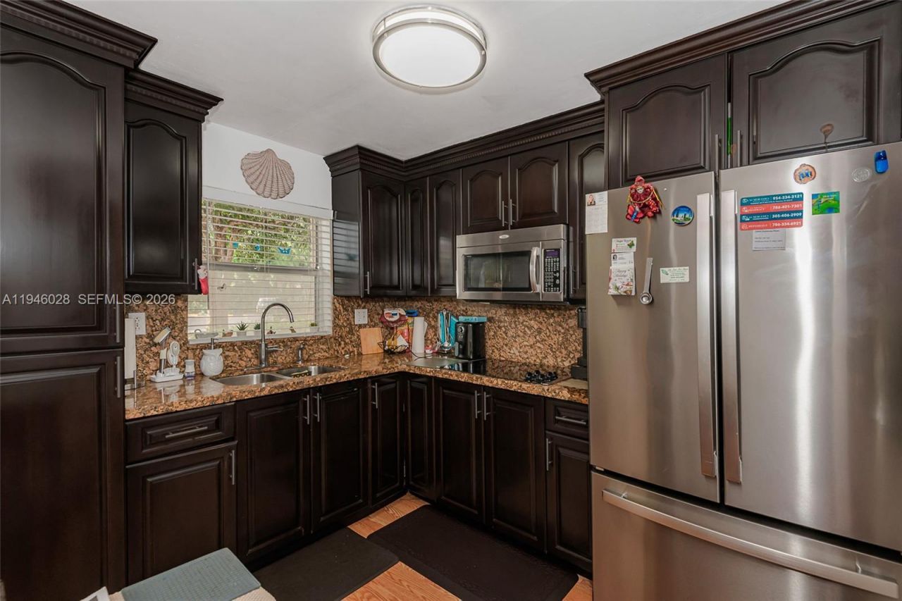 9881 NW Sunrise Lakes Blvd, Unit 106, Sunrise, FL 33322 Photo