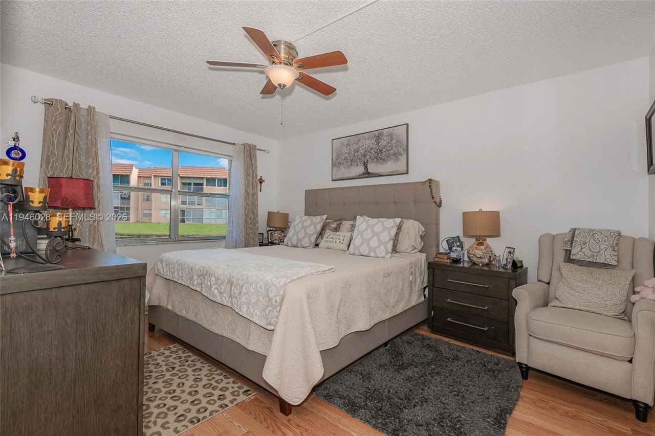 9881 NW Sunrise Lakes Blvd, Unit 106, Sunrise, FL 33322 Photo