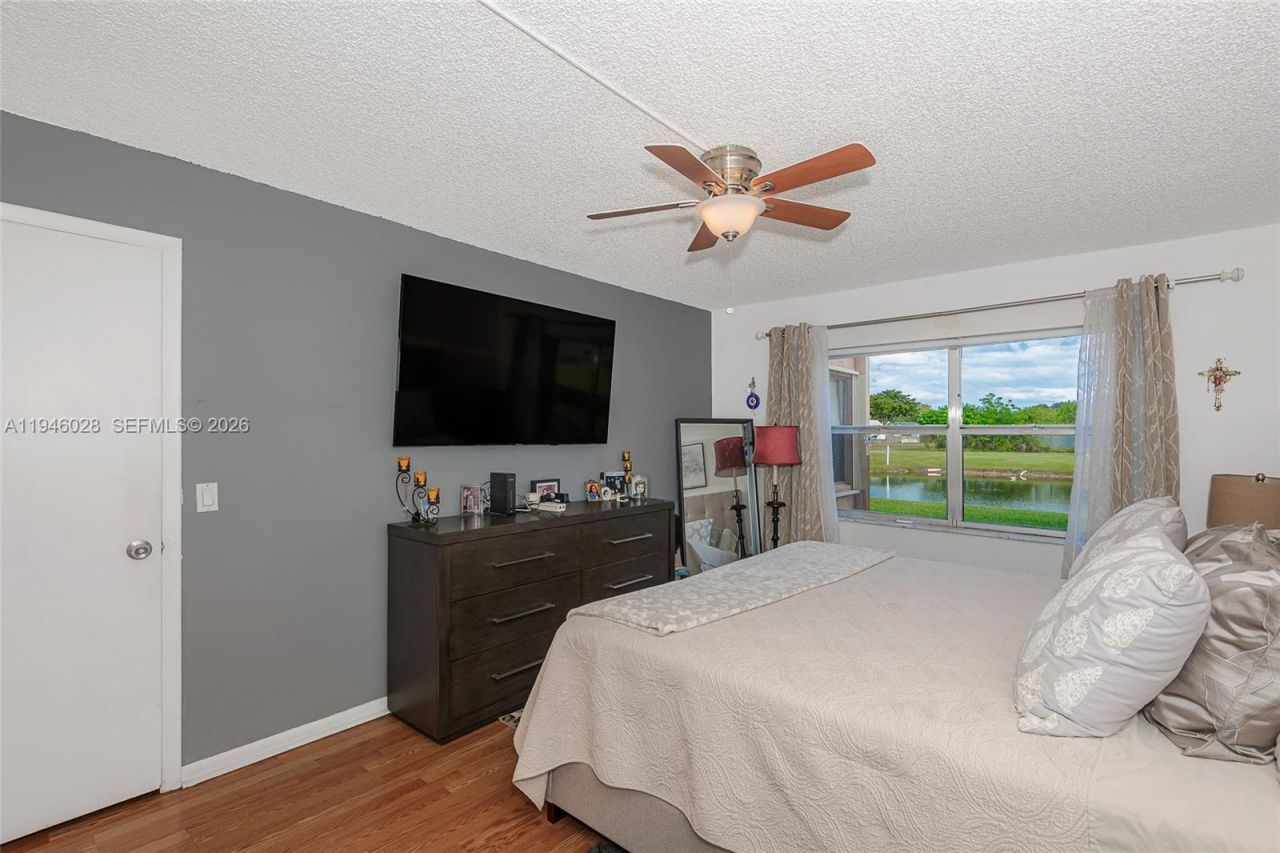 9881 NW Sunrise Lakes Blvd, Unit 106, Sunrise, FL 33322 Photo