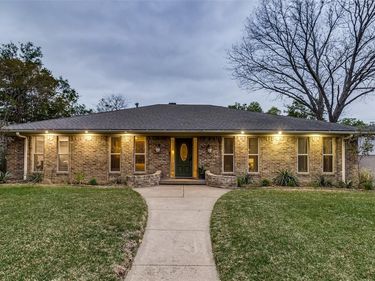 9352 Heatherdale Drive, Dallas, TX 75243