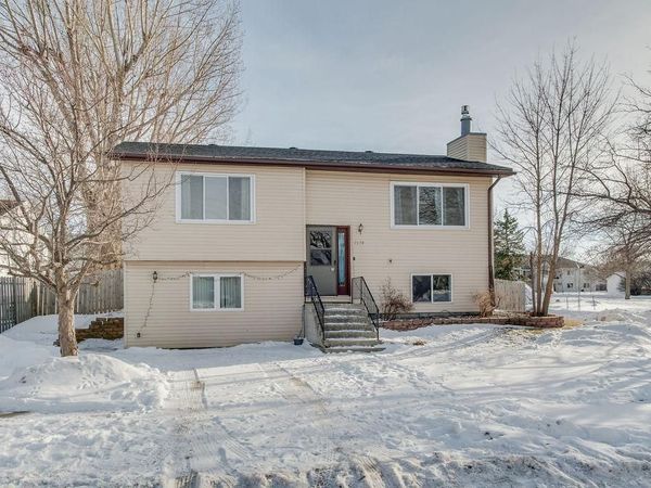 2174 Meadow Ridge Court, West Fargo, ND 58078