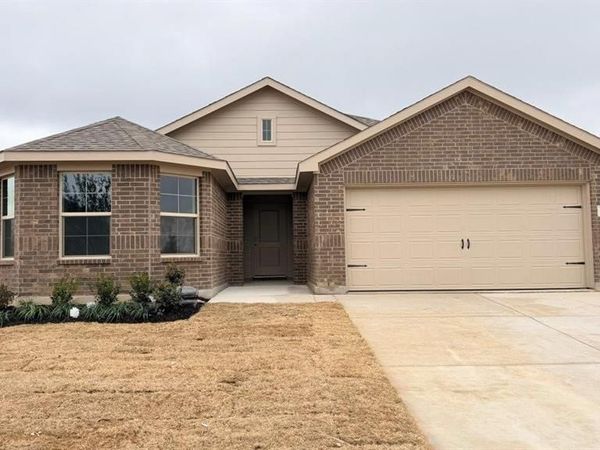 560 ARROYO Drive, Cleburne, TX 76033