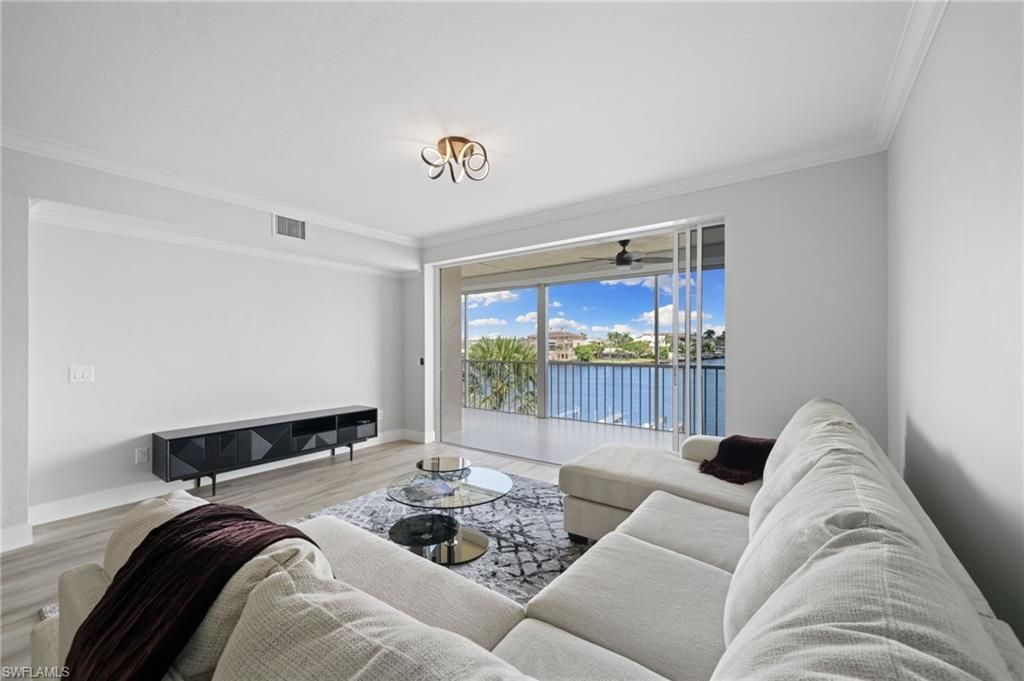 9700 Gulf Shore Dr, Unit 202, Naples, FL 34108 Photo