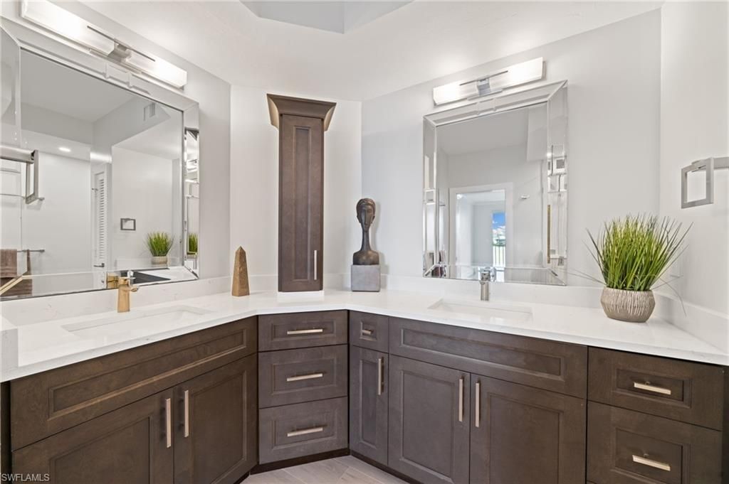 9700 Gulf Shore Dr, Unit 202, Naples, FL 34108 Photo