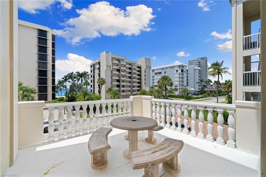 9700 Gulf Shore Dr, Unit 202, Naples, FL 34108 Photo