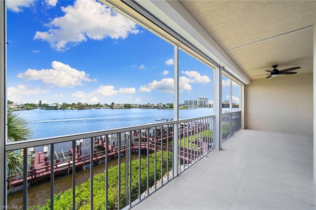 9700 Gulf Shore Dr, Unit 202, Naples, FL 34108 Photo